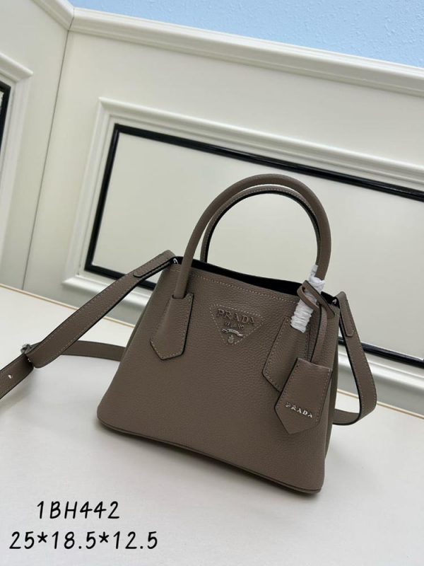 Ritzy Prada Bags - Image 3