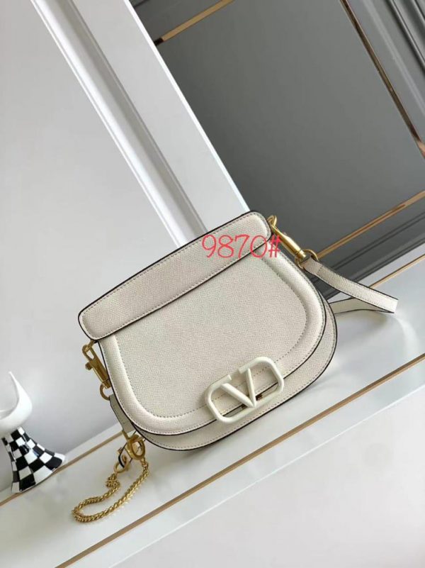 Crunchy Valentino Bags - Image 3