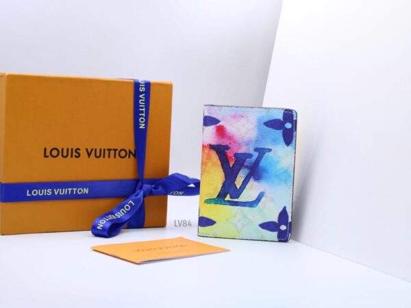 Swanky Louis Vuitton Wallets - Image 7