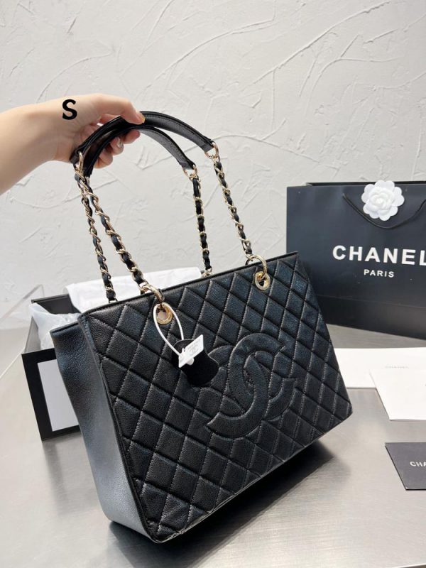 Luxury Chanel Bags - Image 4