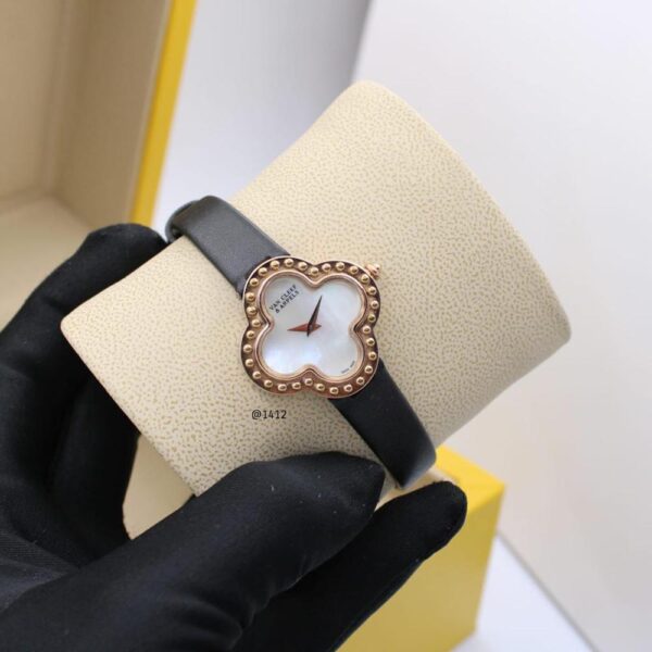 Elegant Van Cleef & Arpels Watches - Image 6