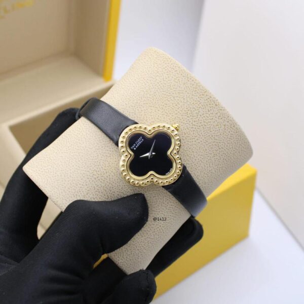 Elegant Van Cleef & Arpels Watches - Image 5