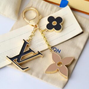 Ellite Louis Vuitton Key Chain