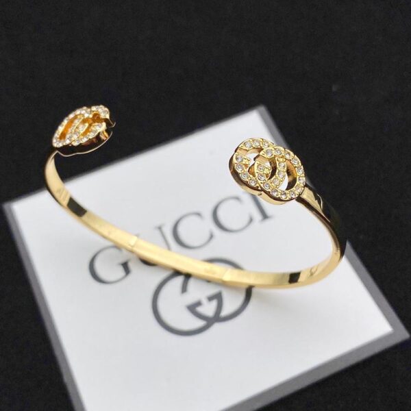 Lavish Gucci Bracelets