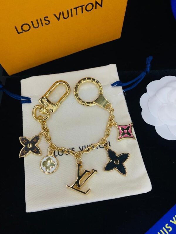 Exclusive Louis Vuitton Key Chain - Image 3