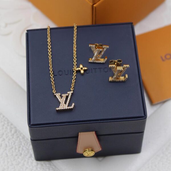 Luxurious Louis Vuitton Jewelry Set