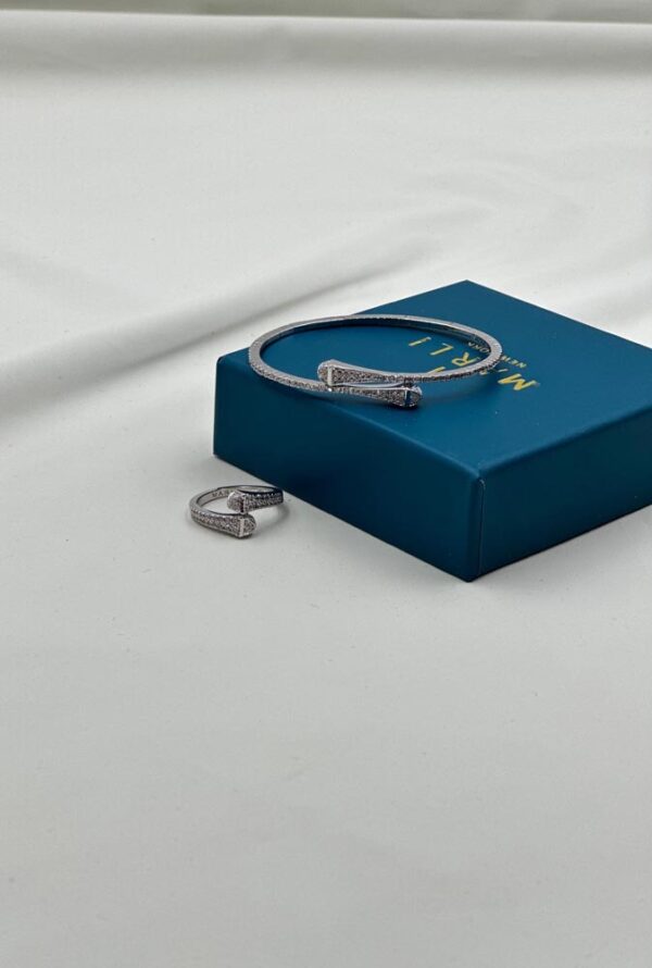 Elegant Marl Jewelry Set - Image 3