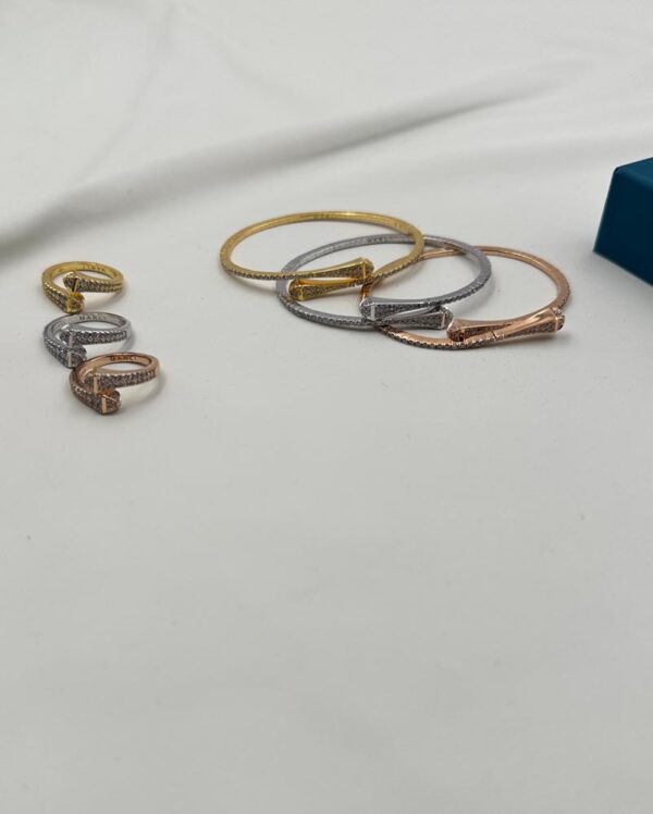 Elegant Marl Jewelry Set