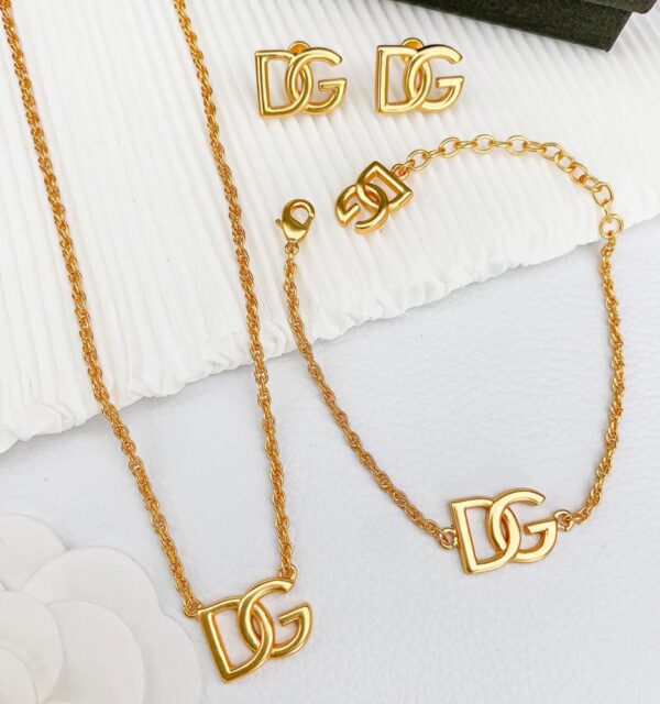 Executive Dolce & Gabbana Jewelry Set
